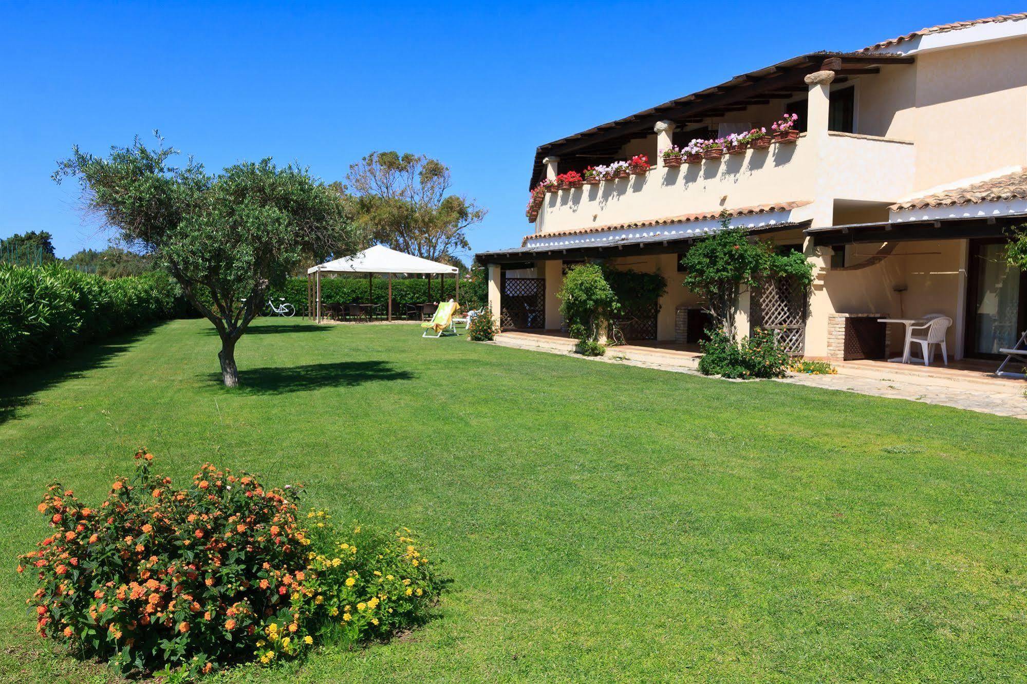 Porto Giunco Residence Villasimius Extérieur photo